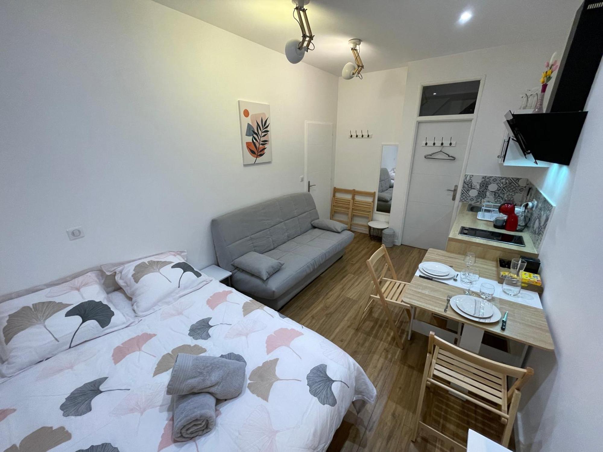 Chez Jean-Yves Et Zoe - La Dolce Vita - Au Calme, Tres Propre, Proche Parkings Niort Ngoại thất bức ảnh